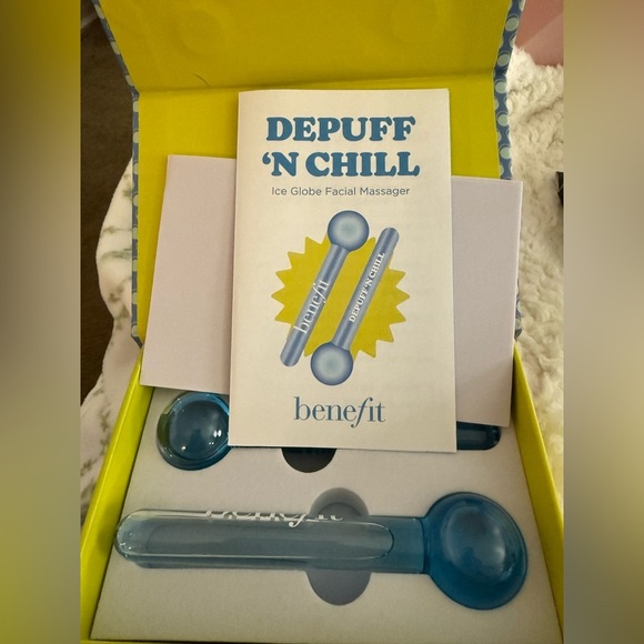 Benefit Depuff ‘N Chill Set New in Box - Picture 1 of 3